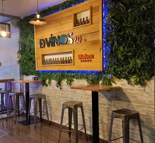DVINOS 2.0: Tapas exquisitas y hamburguesas únicas en Ávila 40 AF1QipPaCIS2to2hQBLo6wls5E4B1Kq6VTE DYFaJ3ao