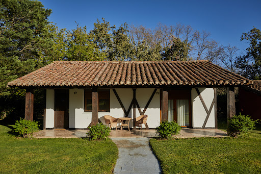 El Mirlo Blanco Turismo Rural: Encanto natural y deliciosa comida mediterránea 18