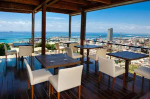 Q-Linaria: Deléitate con vistas impresionantes y un menú degustación inolvidable