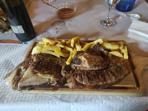 A Tasca Gastro&Grill: Sabores únicos en el corazón de O Barco 1 AF1QipPeDaIw0pxI4c JiNU3IGvK4zOX