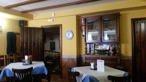 El Mesón: Deléitate con las mejores gambas en Calzada de Calatrava 1 El Mesón: Deléitate con las mejores gambas en Calzada de Calatrava
