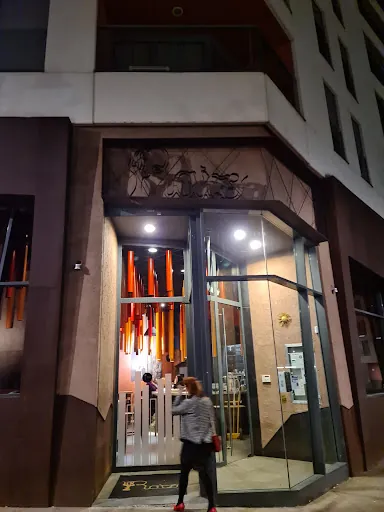 Raiz: Un rincón acogedor en Vitoria-Gasteiz con sabores únicos 1 Raiz: Un rincón acogedor en Vitoria-Gasteiz con sabores únicos