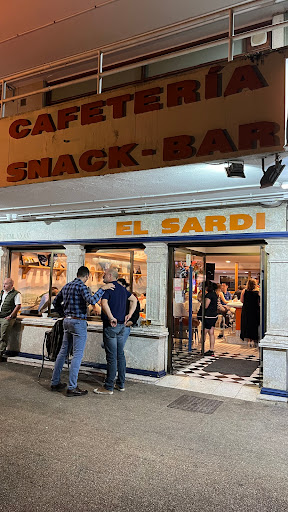 Snack Bar El Sardi: Disfruta de los mejores mejillones en el corazón de Santander 1