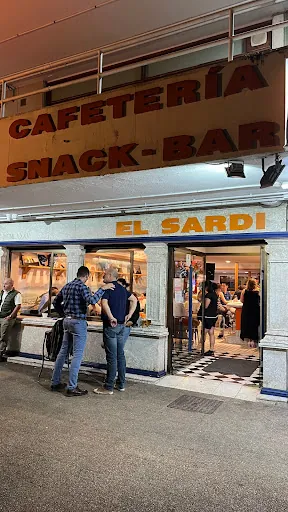 Snack Bar El Sardi: Disfruta de los mejores mejillones en el corazón de Santander