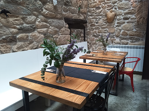 A Cantina Do Catro: Sabor casero y acogedor en el corazón de Trives 3 AF1QipPh33YkXlKshI51 H8 w56NVONwvigkUhHEIRzf