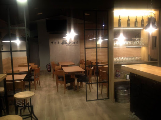 TRIKUHARRI TABERNA JATETXEA: Sabor vasco en el corazón de San Sebastián 1 AF1QipPhkYOuFfuokAZAnkEC9MMkQufJ8VC3Eubf8g1u