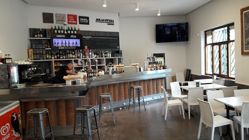 Jolas Etxea: Sabores excepcionales en la terraza de San Sebastián 1 AF1QipPjIAGEKeg