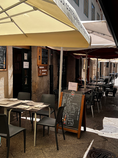 O Pote: Sabor único en el corazón de Ourense, ¡un festín imperdible! 1