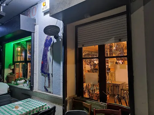 Casa San Pedro: Deliciosas raciones en un acogedor rincón de Santander