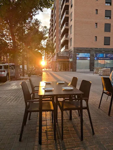 Eliá: Cocina mediterránea en un rincón acogedor de Valencia