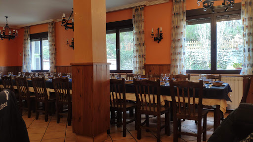 Restaurante Huelde: Comida casera en un rincón acogedor de Crémenes 26 AF1QipPo13 yU3Ova0Z9jWol9bgGUts5PmOUakeQW4z6