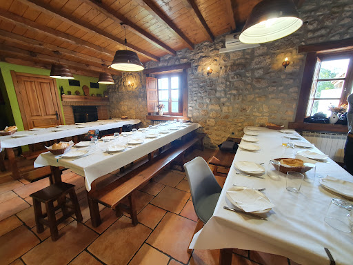Trebiñu Sagardotegia, España: Un rincón encantador de sidra y queso en el Condado de Treviño 1