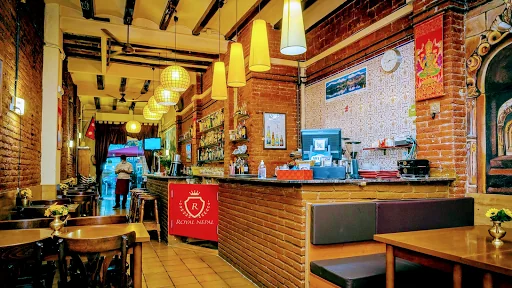 Royal Nepal: El sabor auténtico de la India en el corazón de Barcelona