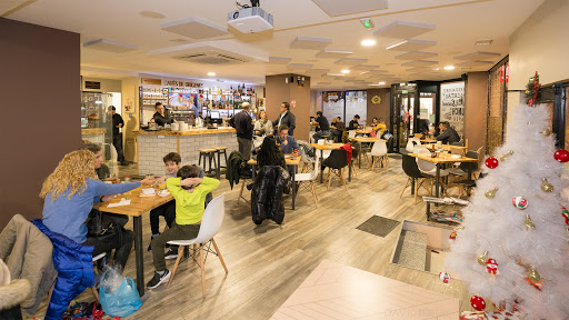 Sueño Despierto Gastrobar: Sabores internacionales en el corazón de Ourense 1 AF1QipPpGerRUd3dJimTP6JMZyEeyzGe2UbC5T1UZ17k