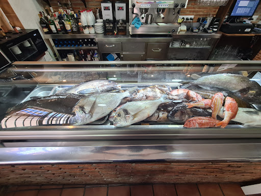 Casa Marcos: Delicias culinarias en el corazón de Algeciras 1 AF1QipPpJfwLtkxDpI