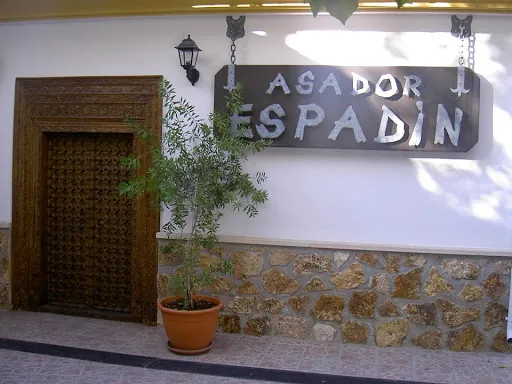 Restaurante Asador Espadin: Sabor genuino en Vélez-Rubio, donde la carne es la estrella