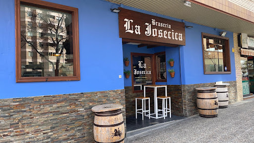 Restaurante Brasería La Josecica: Disfruta de sabrosas carnes a la brasa en Zaragoza 48 AF1QipPq4DY 41mZFPntb5mHwVRciDd spUba9Ue870K