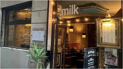 Milk Bar & Bistro: Un rincón delicioso en el Barri Gòtic con sabores inolvidables 1 Milk Bar & Bistro: Un rincón delicioso en el Barri Gòtic con sabores inolvidables