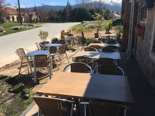El Fogon De Valentina: Sabores excepcionales en un rincón acogedor de Navas de Riofrío 48 AF1QipPqnuuy0L PzWssF1RpJ6ZUbVetgeI0lkrw4bFg