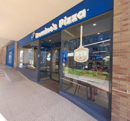 Domino's Pizza - Jose´Ramón Tolivar: Sabor auténtico en el corazón de Oviedo 56 AF1QipPrpq nAOIgqS2Ee4gpdV3UJmrG6EoRgRVJFXD5