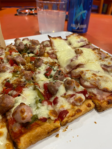 Verona Pizza: Sabores auténticos en el corazón de Pamplona 1