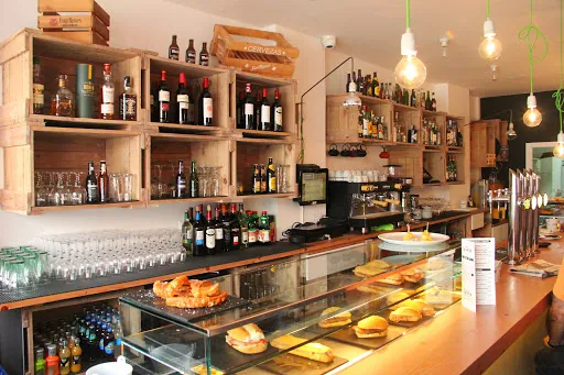 Restaurante La Caja: Delicias veganas en el corazón de Burgos