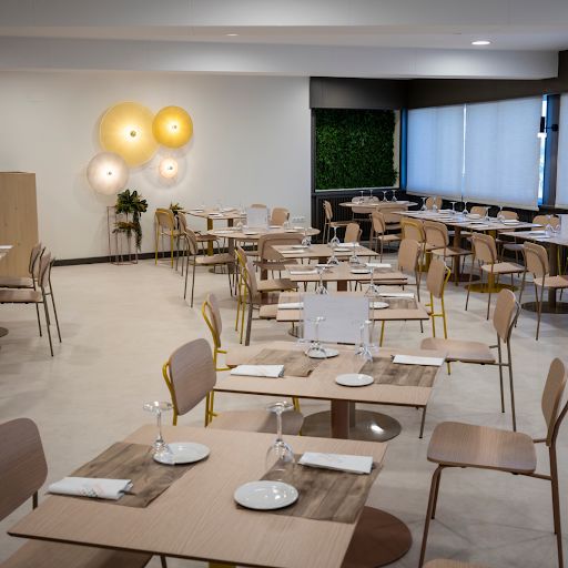 Restaurante Cadosa: Delicias caseras en un rincón acogedor de Soria 25