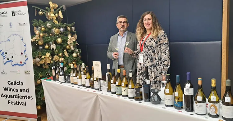 Acruaga exhibe 136 vinos y licores gallegos en Londres hoy