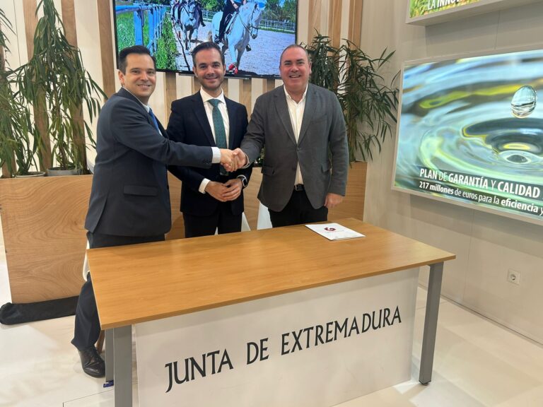 Acuerdo para integrar productos con DOP de Extremadura en restaurantes de hospederías 28 Acuerdo para integrar productos con DOP de Extremadura en restaurantes