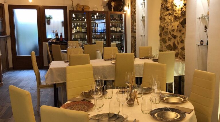 Bar La Portada: Deliciosa cocina mediterránea en Prádena, ¡no te lo pierdas! 40 Bar La Portada