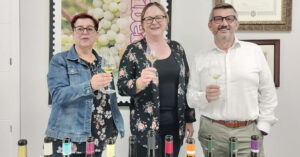 Beth Willard cató casi 150 vinos en la D.O. Ribeiro de Galicia 10 Beth Willard cato casi 150 vinos en la DO Ribeiro