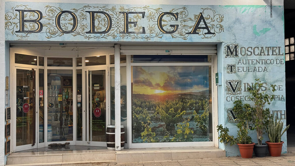 “Moscatel que no ve el mar, llora”: la bodega de Teulada que convirtió una frase en su filosofía 3 Bodega Teulada 3