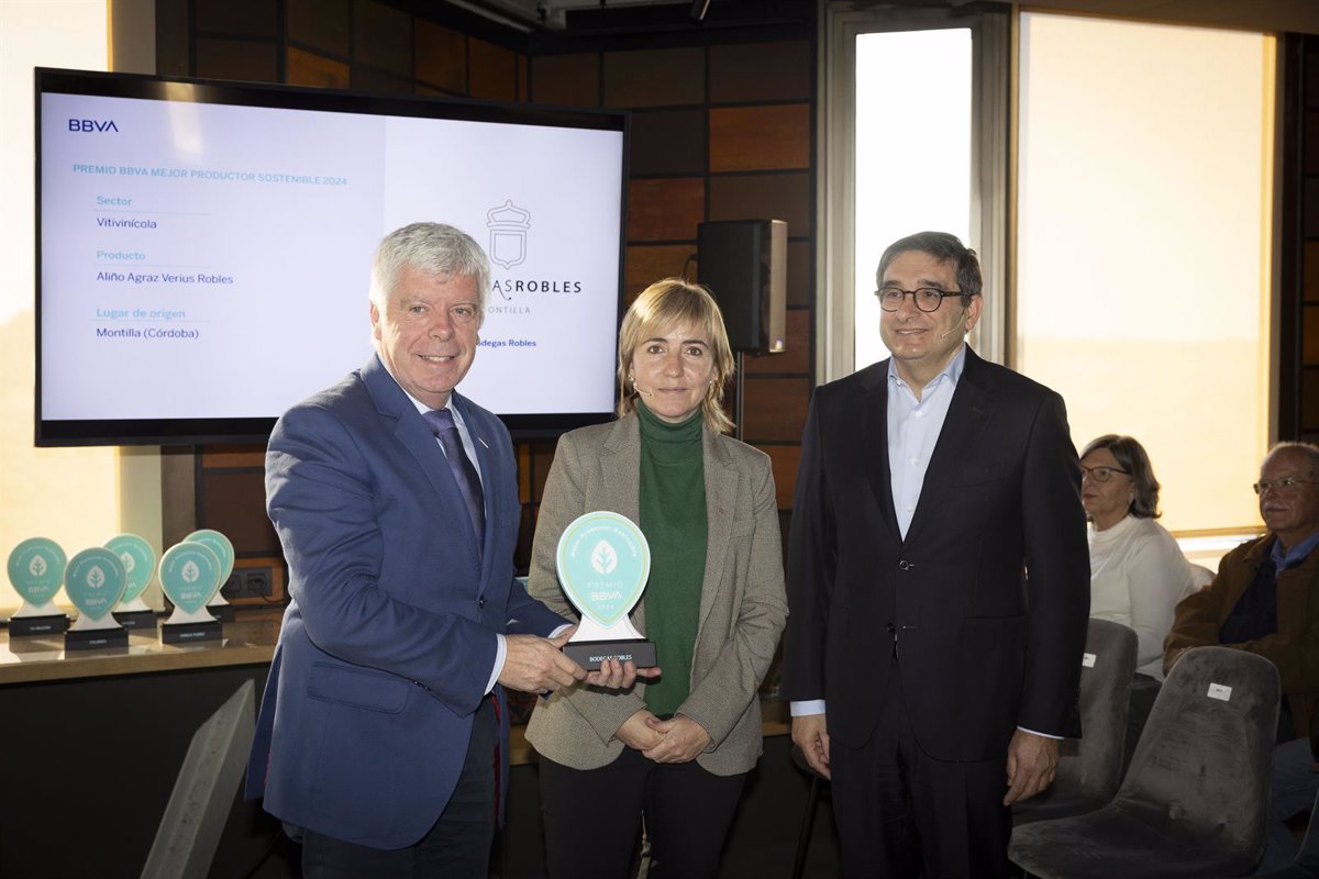 Bodegas Robles de Córdoba recibe el Premio BBVA a la sostenibilidad 2024 1 Bodegas Robles de Cordoba recibe el Premio BBVA a la