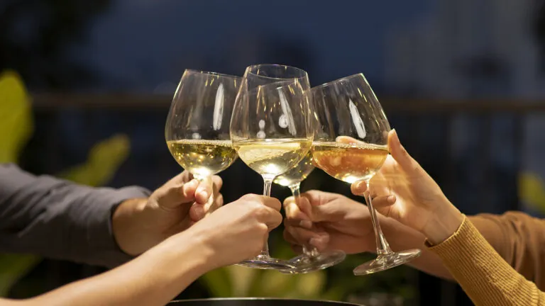 El blanco riojano que sorprende esta Navidad: Tempranillo Blanco, barrica nueva y aromas de jazmín y chocolate