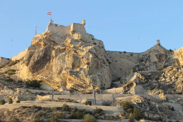 Castillo de Santa Bárbara: 7 secretos de la joya de Alicante 3 Castillo de Santa Bárbara