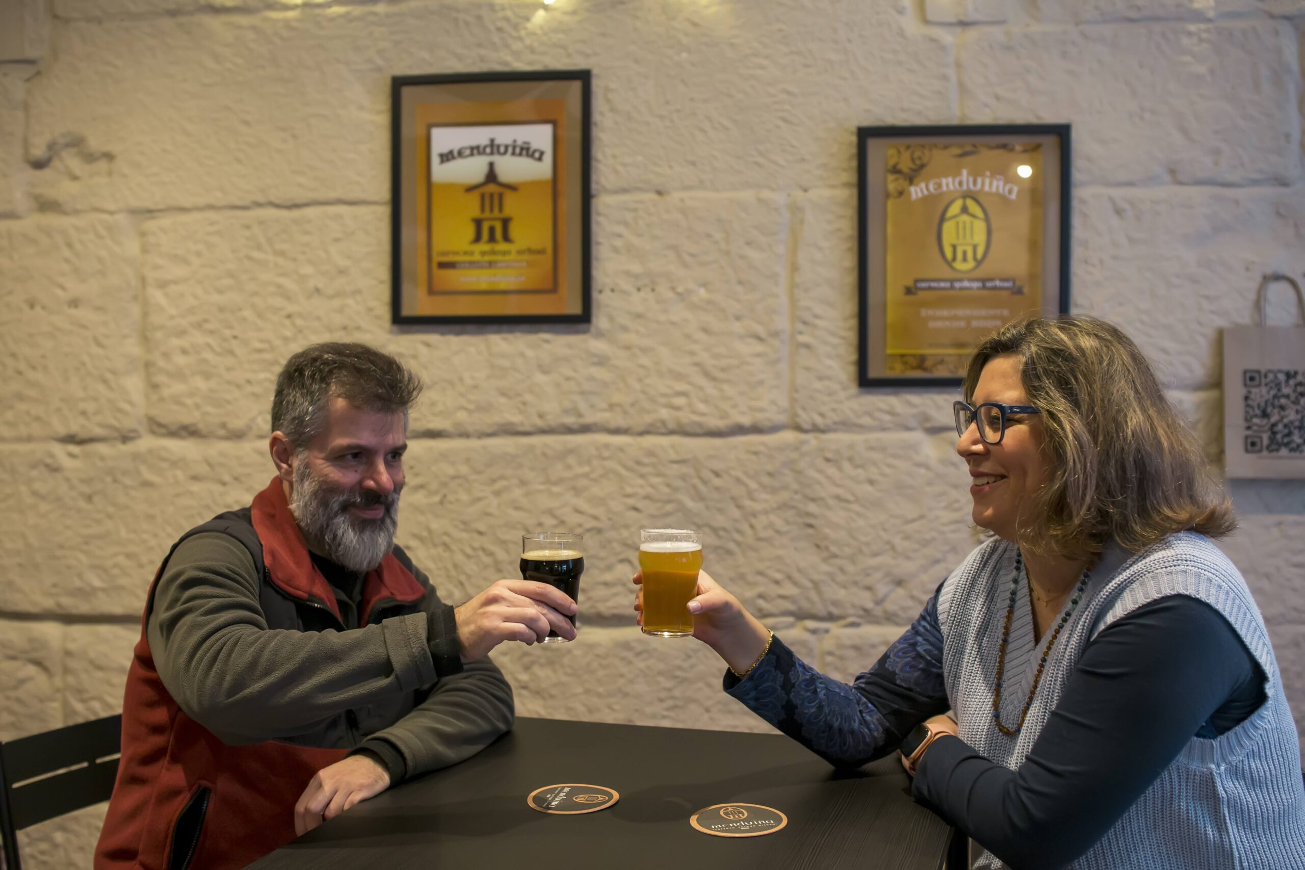 Alberte Fernández, impulsor de Menduiña: «La cerveza artesana es fruto de la emigración, ahí empezó todo» 1 Cervexas Menduina scaled
