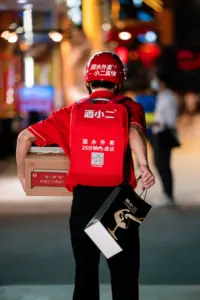 China impulsa el boom de la venta de alcohol a domicilio con Jiu Xiao Er