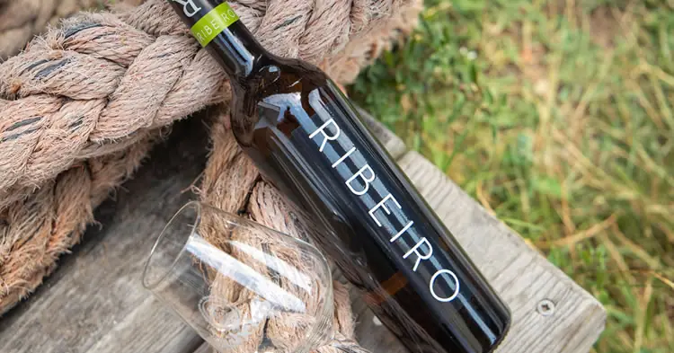 D.O. Ribeiro brilla en VinEspaña con 20 galardones y mejor vino blanco