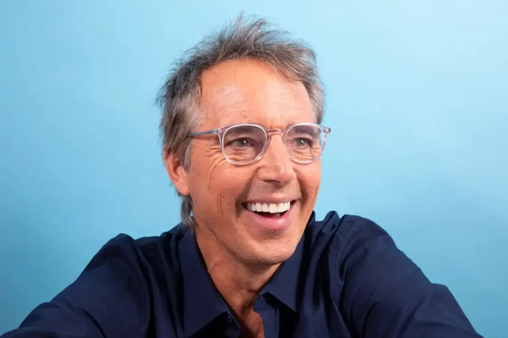 Dan Buettner, experto en longevidad: «El bádminton añade seis años extras, pero el tenis suma más de nueve»