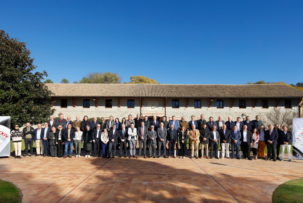 Denominaciones de origen impulsan el sector vitivinícola en Asamblea General de CECRV 1 Denominaciones de origen impulsan el sector vitivinicola en Asamblea General
