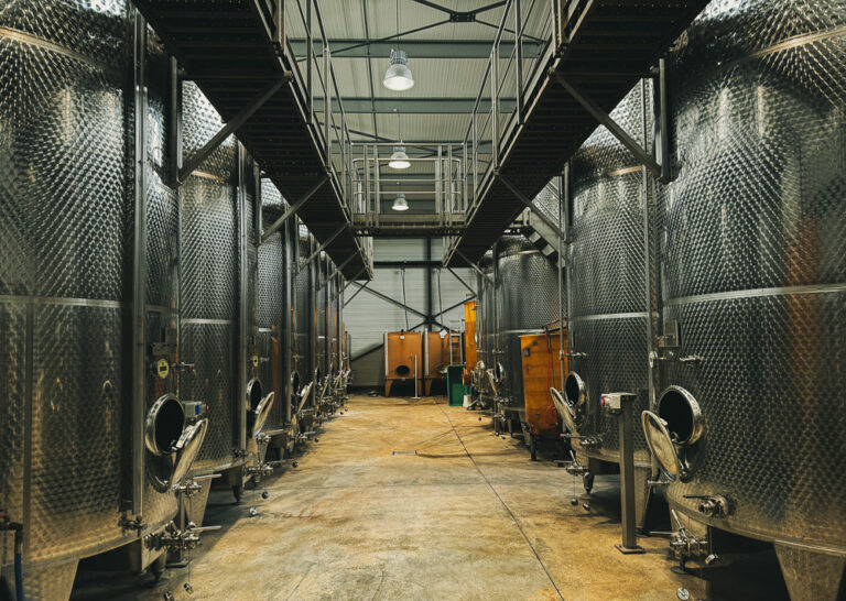 Domaine Normand destaca con vinos orgánicos y diseño arquitectónico único 31 Domaine Normand destaca con vinos organicos y diseno arquitectonico unico