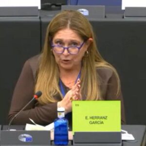 El PP pide al Comisario Europeo acelerar medidas para el sector vitivinícola 11 El PP pide al Comisario Europeo acelerar medidas para el