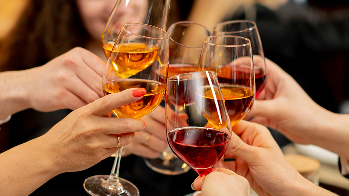 El bar que vuelve a la vida en Vigo vino local tapeo sin prisa y sabor gallego