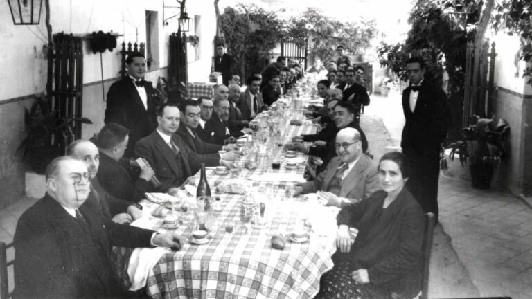 El restaurante más antiguo de Toledo que sigue siendo un icono: Lorca y Dalí comieron aquí 4 El restaurante mas antiguo de Castilla La Mancha esta en Toledo y tiene 134 anos