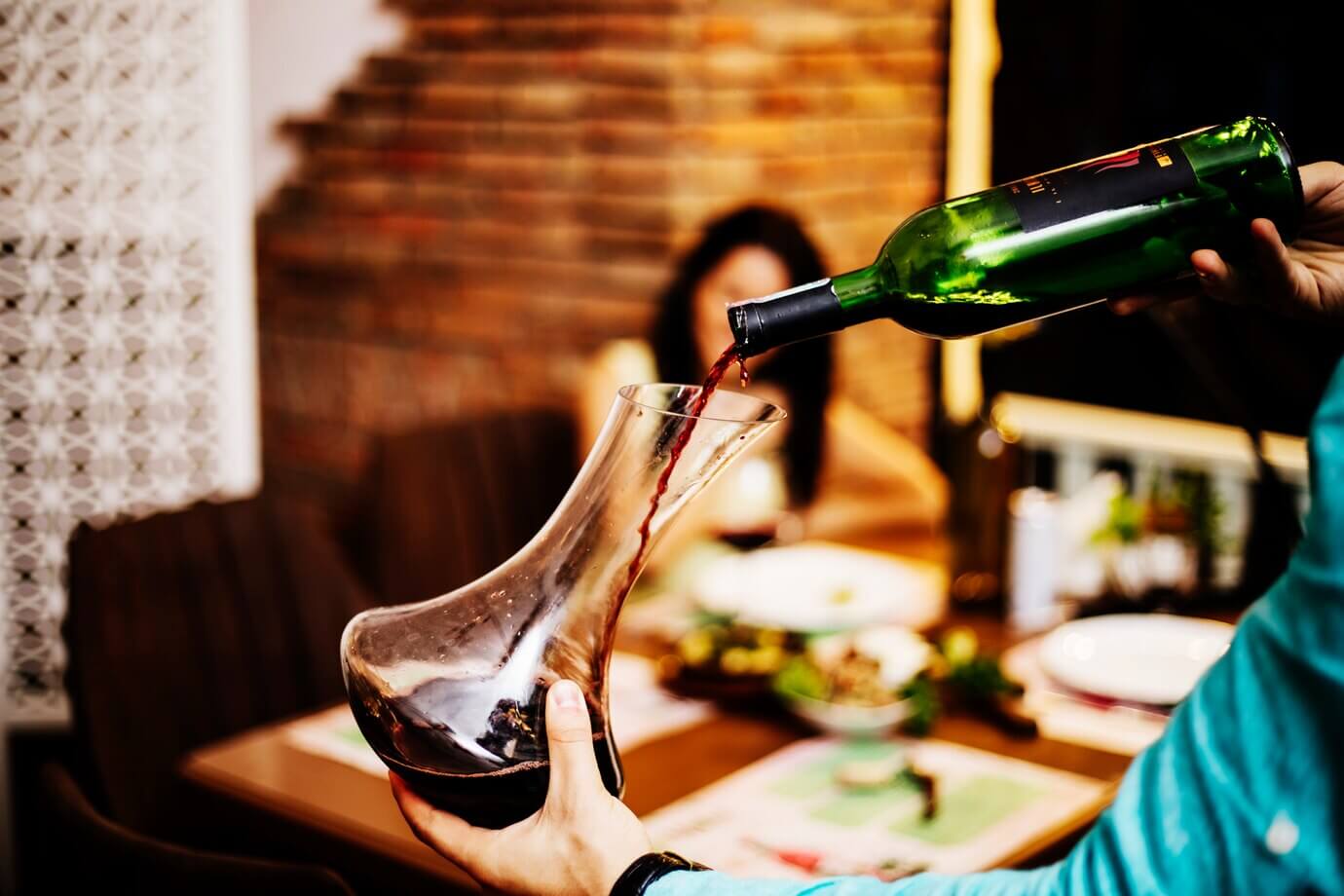 Los 10 vinos destacados de 2024: guía para elegir el ideal para ti 1 El vino Vega Sicilia