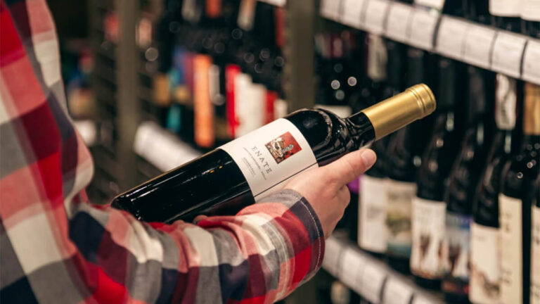 Este vino tinto de supermercado enamora a los expertos y no pasa de los 8 € 57 Enate