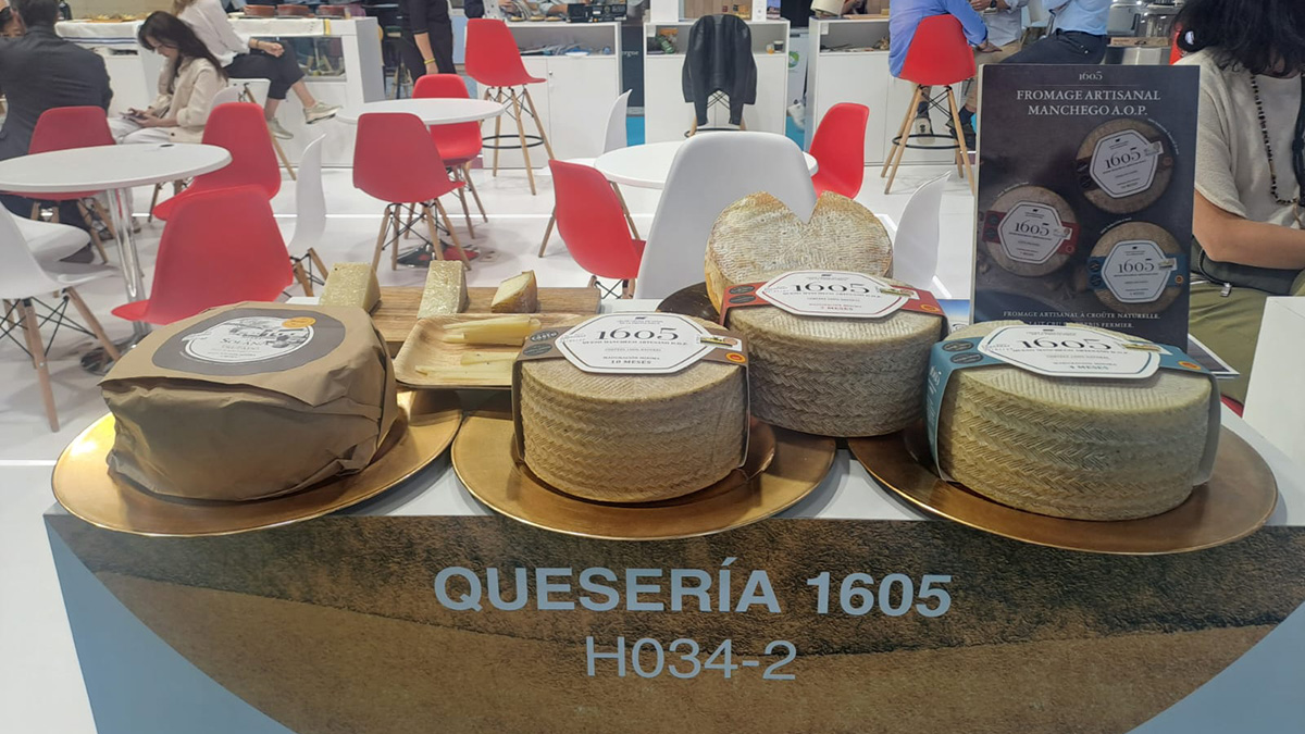 De Herencia al Salon du Fromage de París: el éxito del catálogo de Quesería 1605 en la cita clave del sector 1 Feria3
