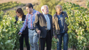 Foto familia Bodegas Ismael Arroyo
