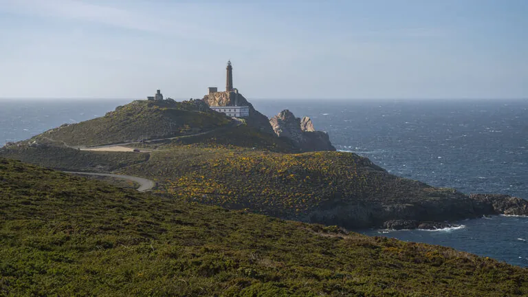 Los 25 lugares de Galicia que debes ver antes de morir: la ruta secreta por la tierra de meigas, acantilados y tesoros ocultos 7 Los 25 lugares de Galicia que debes ver antes de morir: la ruta secreta por la tierra de meigas, acantilados y tesoros ocultos