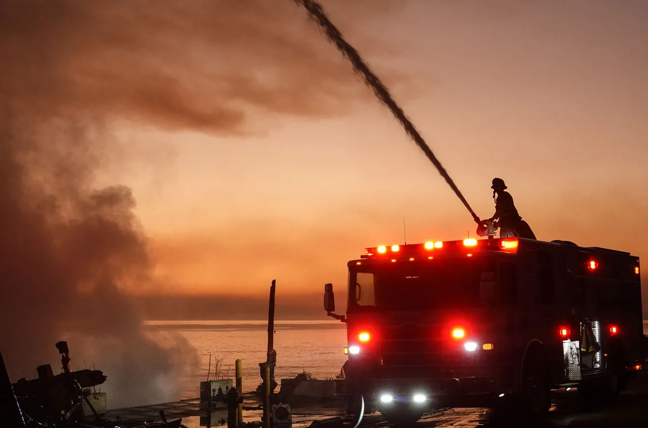 Incendios arrasan Los Ángeles destruyendo hogares y amenazando viñedos locales 1 Incendios arrasan Los Ángeles destruyendo hogares y amenazando viñedos locales